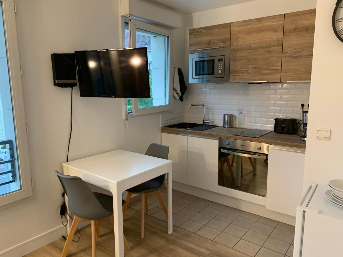 Beautiful Studio Located South Of Paris Bourg-la-Reine Luaran gambar